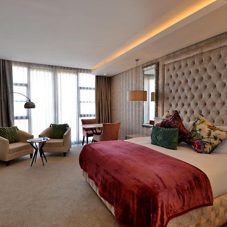 Houghton Suites Johannesburg Buitenkant foto